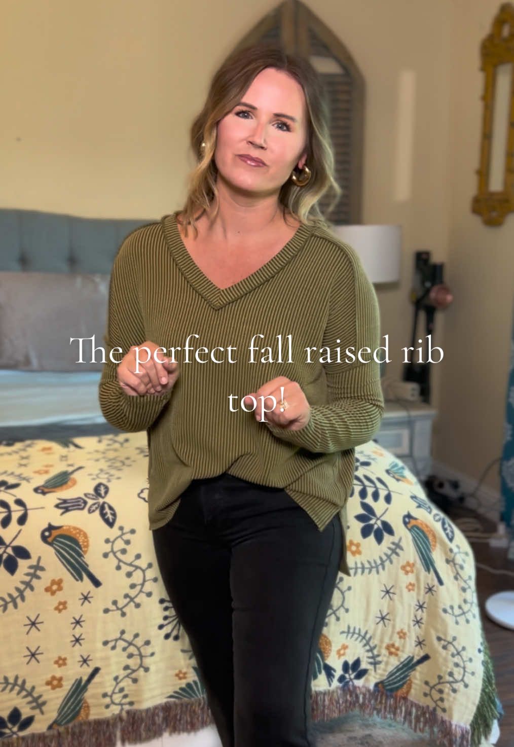 The perfect raised rib top for fall!! #fallfashion #trends #longsleeve #ribbed #shirt 