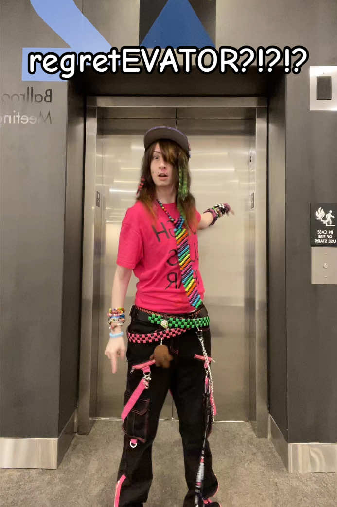 oh my god?!?! elevator?!?! regret EVATOR? !? ???? #regretevator #regretevatorcosplay #infectedregretevator #infectedcosplay #fyp 