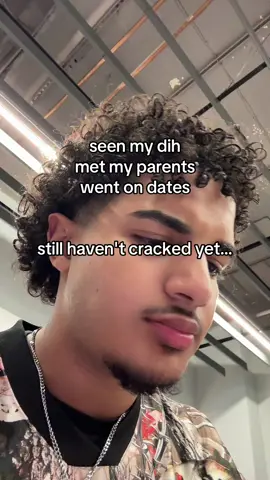 One sided relationship #omarissimple #fyp #trending 