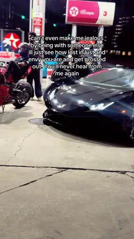 I’ll stand on that #lamborghini #motorcycle 