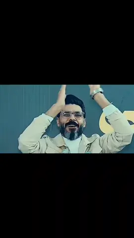 الشاعر احمد الصالحي . . . . . . . . . . . . . . . . . . . . . . ابعلي عندك سوالف ما استاهلها شعر شعبي عراقي . . . . . . . . . . . . . . . . . ... . . . . . . . #احمد_الصالحي #شعر #اكسبلور #duet 