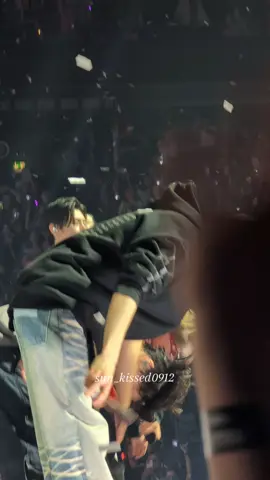EXCUSE ME JAY!?  #enhypen #walktheline #berlin #jongseong #jayenhypen 