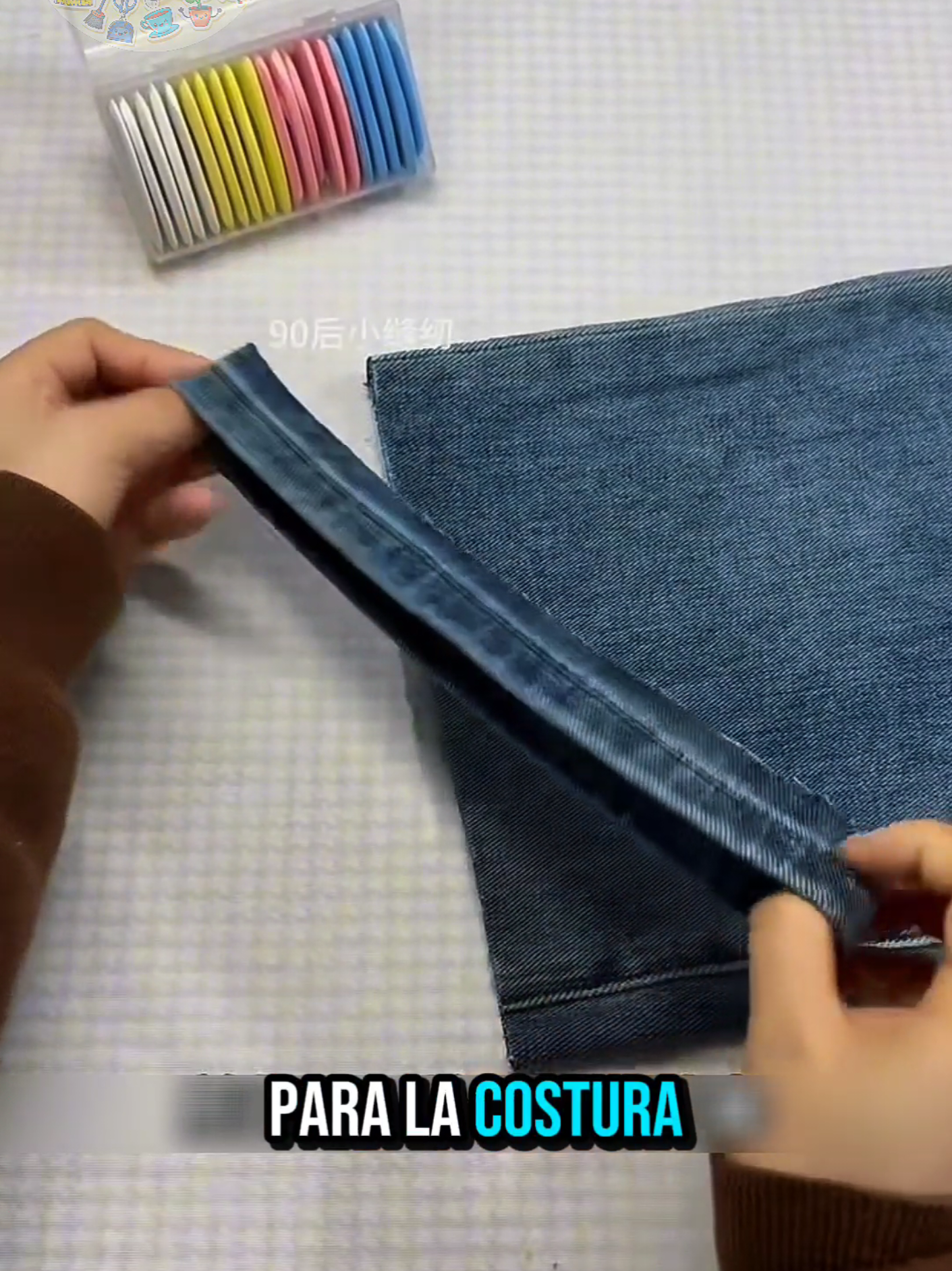 de esta forma puedes recortar los pantalones en casa #Viral #videoviral #fyp 
