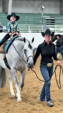 Mayzee’s show on Peanut! 🥜 Registered name: Invited to the Endzone #fyp #viral #horsetok #show #horsesontiktok 