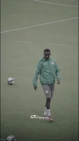 Les Lions aiguisent leurs griffes sous la pluie ☔️ ❤️🇸🇳 @rufisque_senegal 🥇 @galerie_rufisquesenegal