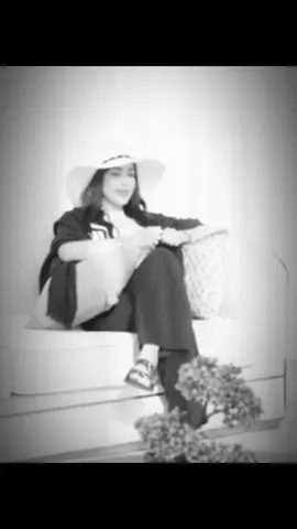 فديت تقتها 🫠🫠#معركة_الحب #سلمى #محلانيات #اكسبلور @Salma Mahlani 🎀 