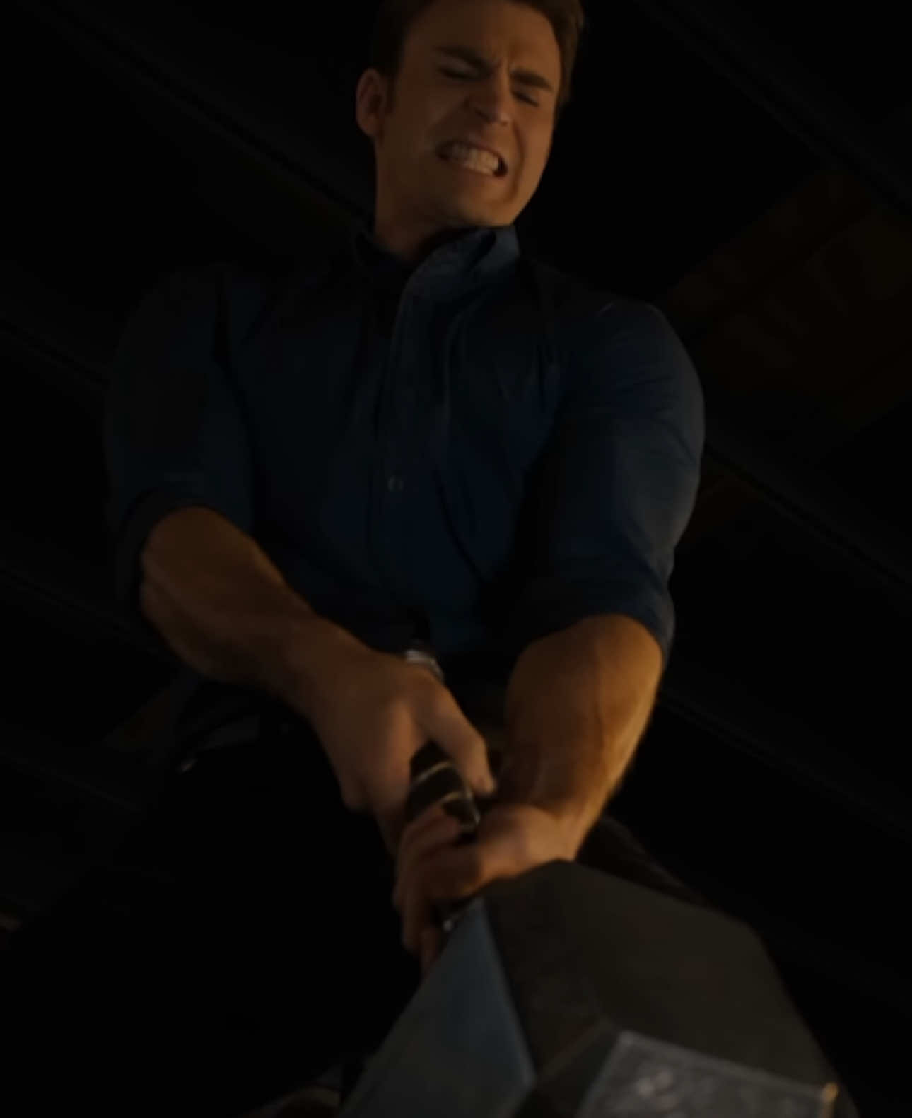 his song #captainamerica #steverogers #chrisevans #avengers #whendidyougethot 