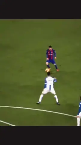 بنيتي الحبوبة 😅🤍#برشلونة #foryou #برشلونة_عشق_لا_ينتهي💞🔱🏅 #leomessi #فيسكا_برسا_دائماً_وابداً🔵🔴 @حـٰ̲ـہمـٰ̲ـہدٰ ✪ @♛Žûbêýr♛ 