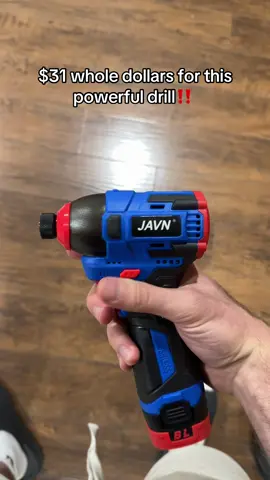 Comes with 2 batteries and a bag. Crazy deal!