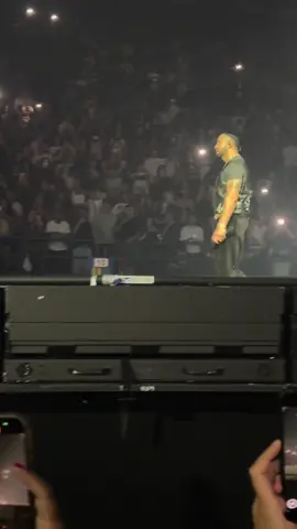 sfera al concerto di drake #drake #sferaebbasta #milano 