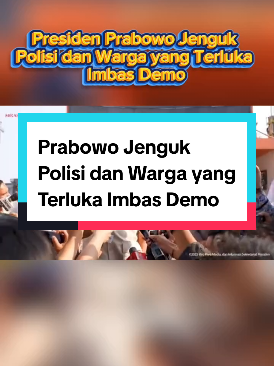 Presiden Prabowo Subianto menjenguk anggota polisi dan masyarakat yang terluka imbas demonstrasi 25-31 Agustus dan dirawat di RS Polri Soekamto, Senin (1/9). Prabowo mengatakan total kurang lebih ada 43 anggota terluka saat pengamanan unjuk rasa. Dari jumlah tersebut yang masih mendapatkan perawatan 14 orang. Selain anggota, ia mengatakan terdapat 3 warga yang turut menjadi korban dan masih harus menjalani perawatan di RS Polri. #prabowopresiden #prabowo #fyp #indonesiaemas #indonesiaterang 