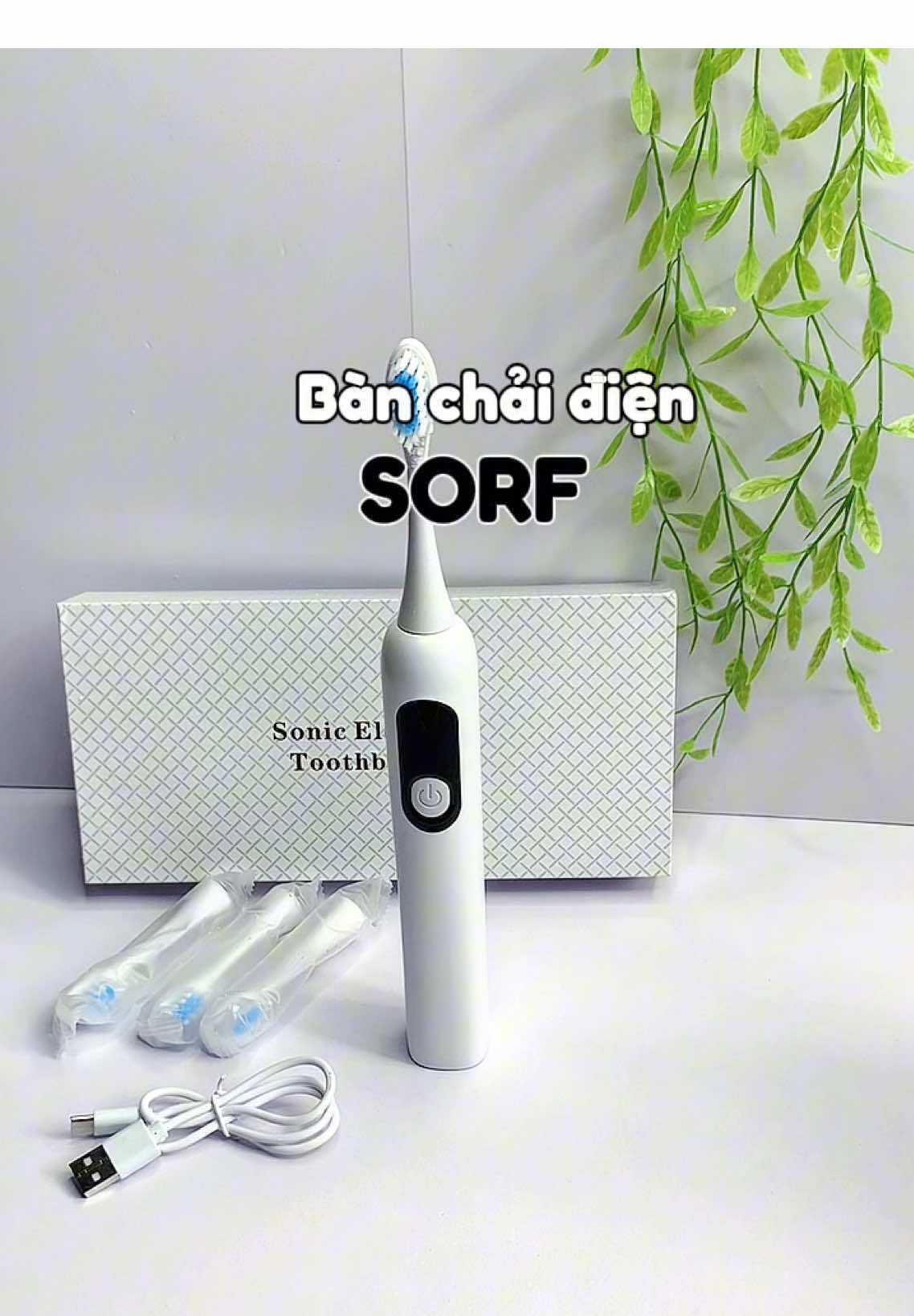 Có em này đánh răng êm hẳn #xuhuong #banchaidien #banchaidanhrang #dientu #rangmieng #camriviu16 #fyp 