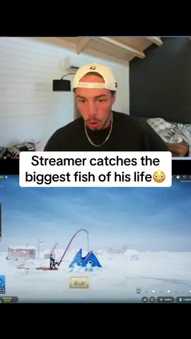 BIGGEST FISH OF HIS LIFE😳 . . . #kickstreaming #bigfish #fishing #fyp #rydurz 