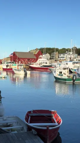 Deinfluencing your trip to Rockport…. It was crowded && my food was practically inedible , very picturesque though #rockportma #newengland #newengland 