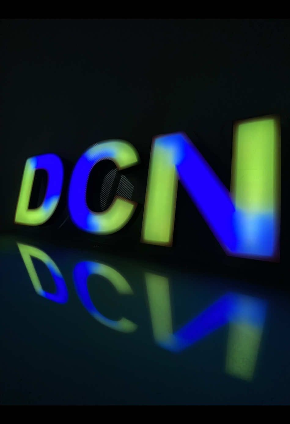 ✨🚀 ¡Lo nuevo ya llegó a DecoraConagrande! 🚀✨ Las letras 3D Pixel están marcando tendencia en bares, antros y restaurantes 🔥 🎨 Controla los colores desde tu celular 🎶 Haz que vibren al ritmo de la música ⚡ Programa efectos y crea experiencias únicas Dale a tu negocio un estilo futurista que atrapa todas las miradas 😍 Cotiza tu diseño personalizado hoy mismo con nosotros 💡 👉 Escríbenos y haz que tu espacio brille con esta nueva tendencia. #DecoraConagrande #PixelLetters #neonvibes 