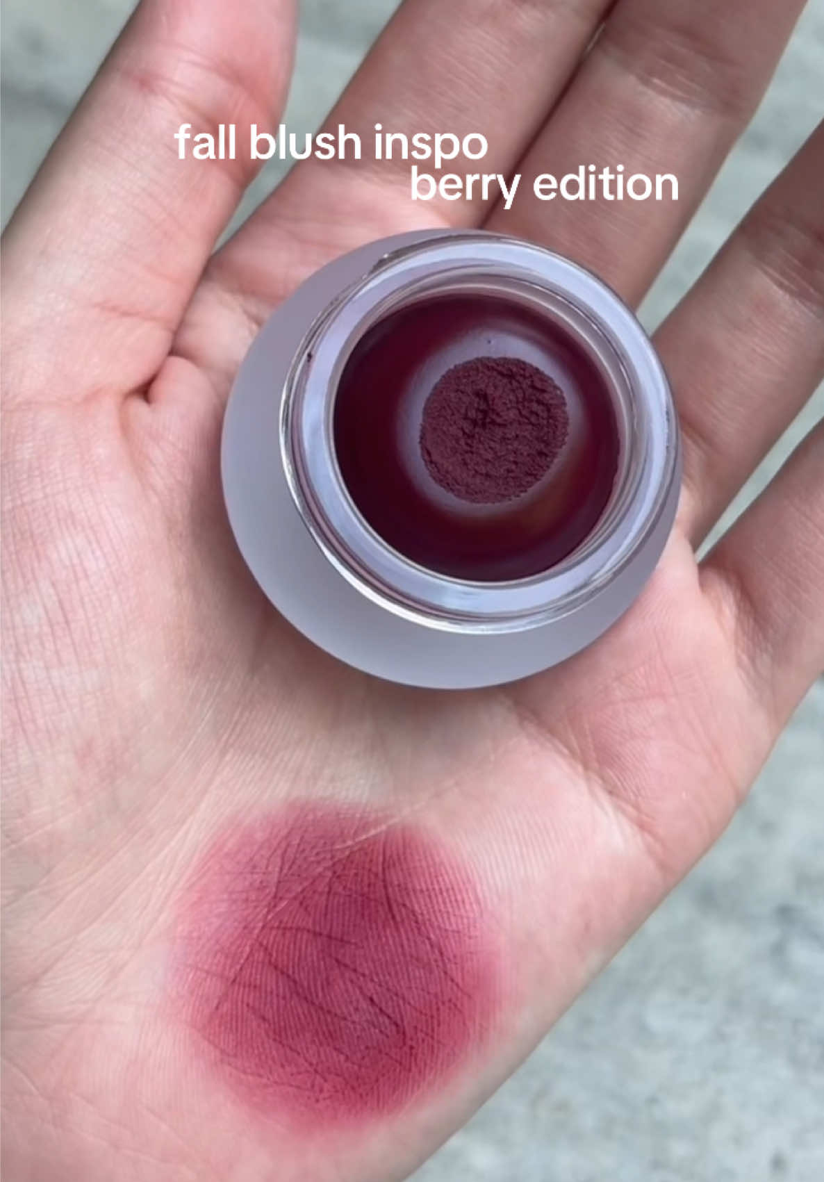 berry blush 🫰🏼  @fwee pudding pot in shade boss #berryblush #fweepuddingpot #blush #makeupinspo #fallmakeup 