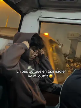 🙂‍↕️ solo en bus #fyp #viraltiktok #paratii 