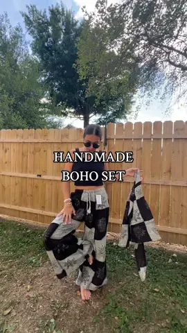 Obsessed with these handmade patchwork palazzo set 😍 Made from organic cotton, they’re breathable, flowy, and perfect for festivals, lounging, or everyday boho style. Adjustable waist + side pockets = the pants of my dreams ✨ #BohoStyle #FestivalOutfit #BohoVibes #PalazzoPants #sustainablefashion     