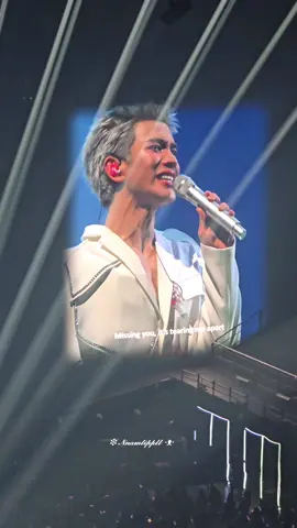 เข้าใจที่ เจมบอกแล้วจริงๆ โฟ้ดๆเก่งมาก โคตรจะเก่งเลย เชื่อควาทคนในความคิดถึงก็คงคิดถึงโฟร์ทไม่ต่างกัน  #คิดถึง  FUTURISTIC FUN WITH GEMINI FOURTH  #GFAWAKEConcert  #GeminiFourth #เจมีไนน์โฟร์ท #Gemini_NT #Fourthnattawat 