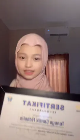 @cantik bukan cantika 