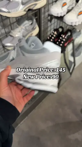 #newbalance #newbalance2002r 
