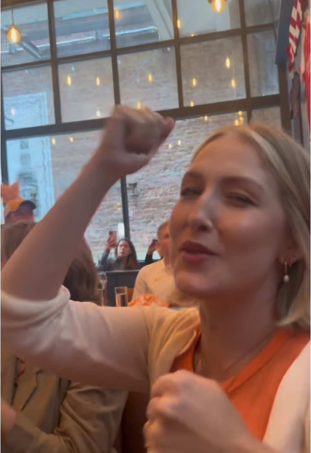 Day in the life of a mom in NYC vlog x2!  #ditl #dayinthelife #Vlog #livinginnyc #vols #govols #nyc #rockytop #knoxville #gbo #brooklyn #comewithme 