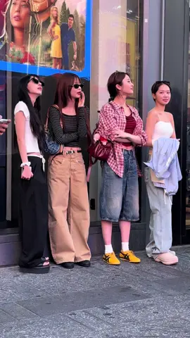 Can Anyone Tell Me who they are? 👀 #fyp #lesserafim #viral #kpop #nyc 