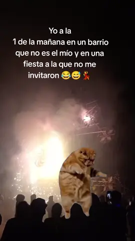 Sacando los prohibidos 💃😅😂 #quito_ecuador🇪🇨 #fiestasdepuebloecuador #banda24demayo #ecuador 
