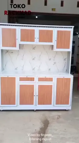 kitchen set lengkap dengan rak piring praktis agar peralatan tertata, masak pun jadi lebih nyaman #kitchenset #dapuraesthetic #fypシ #pangkalanbanteng 