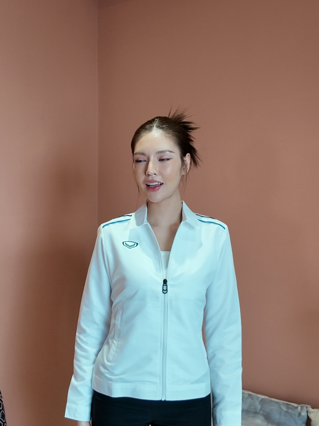 Jacket Grand Sport ใส่ง่าย แมทช์ได้ทุกวัน ลุคไหนก็คูล! #แจ็คเก็ต #แจ็คเก็ตแขนยาว #เสื้อแจ็คเก็ต #เสื้อใส่ทำงาน #grandsport