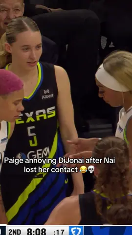 Little sister energy 😭 #WNBA #paigebueckers #dijonaicarrington #womensbasketball 