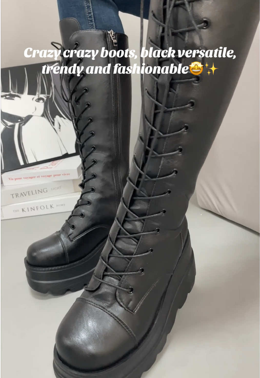 Black boots #gothboots #boots #blackboots #blackshoes #fashionboots 