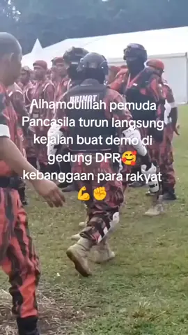 ini lah kami yang dulu di hujat masyarakat sekarang kita di bela sama mereka🥰kalo ormas udah turun, semua akan aman dan tentram✊💪😘#fyppppppppppppppppppppppp#bersamaindonesiamaju#bersamaindonesiamaju#pemudapancasila#fyppppppppppppppppppppppp