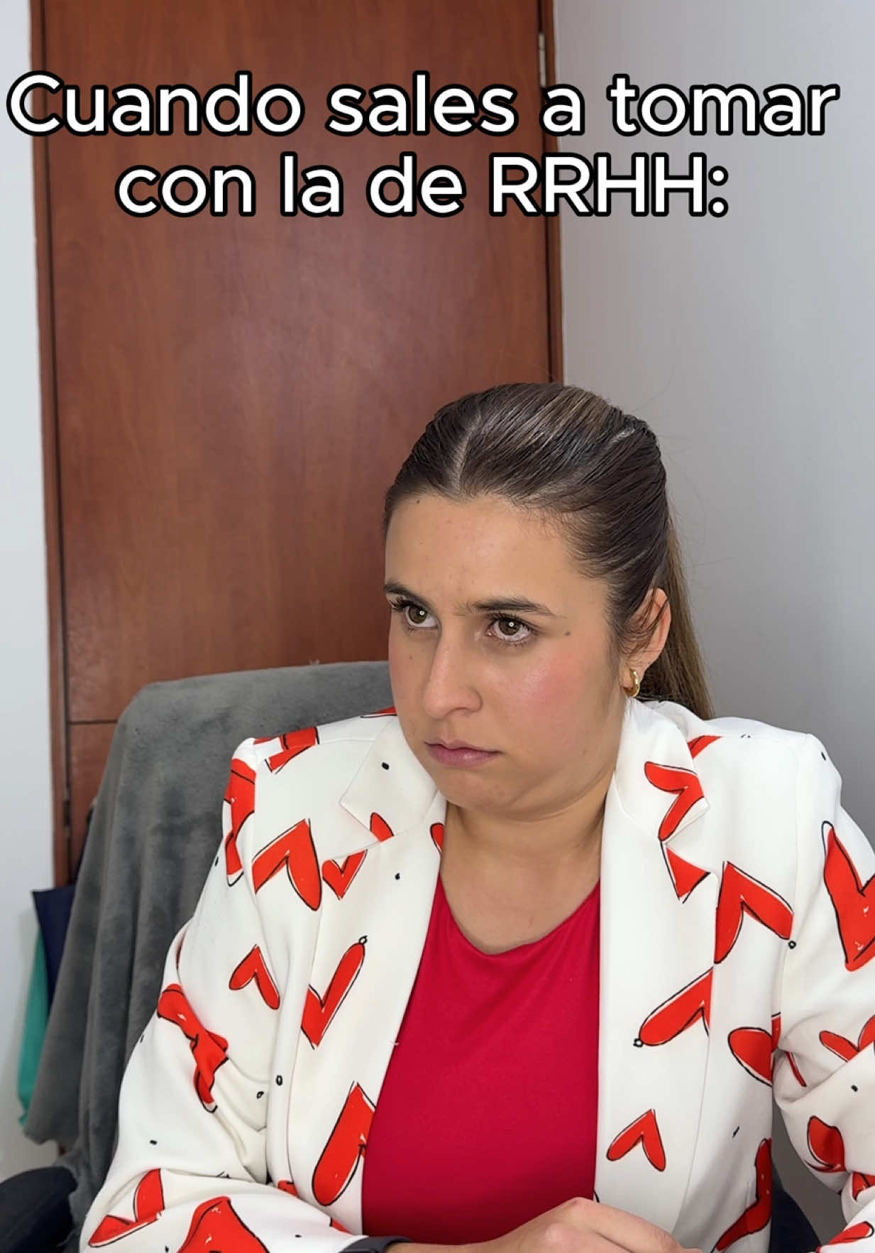 Las verdaderas chiquitas pero peligrosas 🥲 #viral #longervideos #oficina #trabajo #humor 