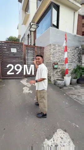 dari depan ga expect harganya 29M ya pas masuk… gimana tanggapan kalian? 📍Cilandak, Jaksel ☎️ 0813 1200 8975