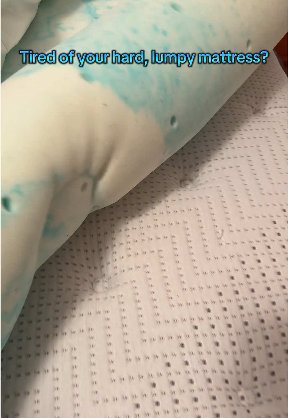 Upgrade your old mattress with this foam mattress topper. It has a breathable design so you don’t sweat at night. If you have a sore back, this might help. That’s why I bought it. Now I sleep much better as this phone mattress topper contours to my body. #f#foammattressm#mattressu#upgrades#sorebacks#sleepbetter