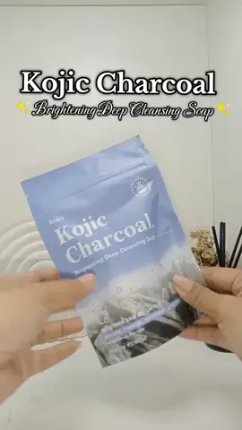 Kulit Kamu kusam & Berjerawat Ini solusi nya Kojic Charcoal brightening Deep Cleansing Soap,dengan kandungan kojic Acid yang membantu mencerahkan kulit wajah, Charcoal & tree tea oil yang bisa membantu Maslah jerawat ,yuk cobain sekarang check out sekarang ya 👇🥰❤️ @kojisbodycare.id  #kojis #kojissoap #kojischarcoal 