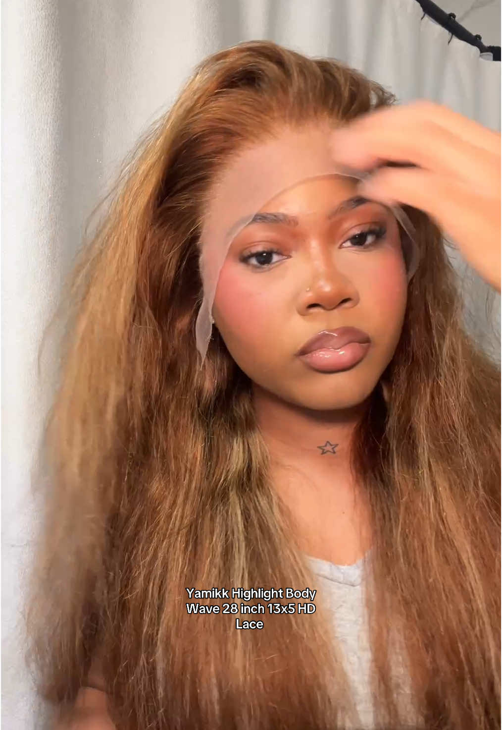 lace so thin you can see the bald cap through it- Highlight 28 inch 13x5 HD Lace Wig Body Wave 😍😍 from @yamikkhairamazon  @yamikk body wave wig  . . #amazonwig #wiginstall #honeyblondehighlights #yamikkhair #hdlacewig 