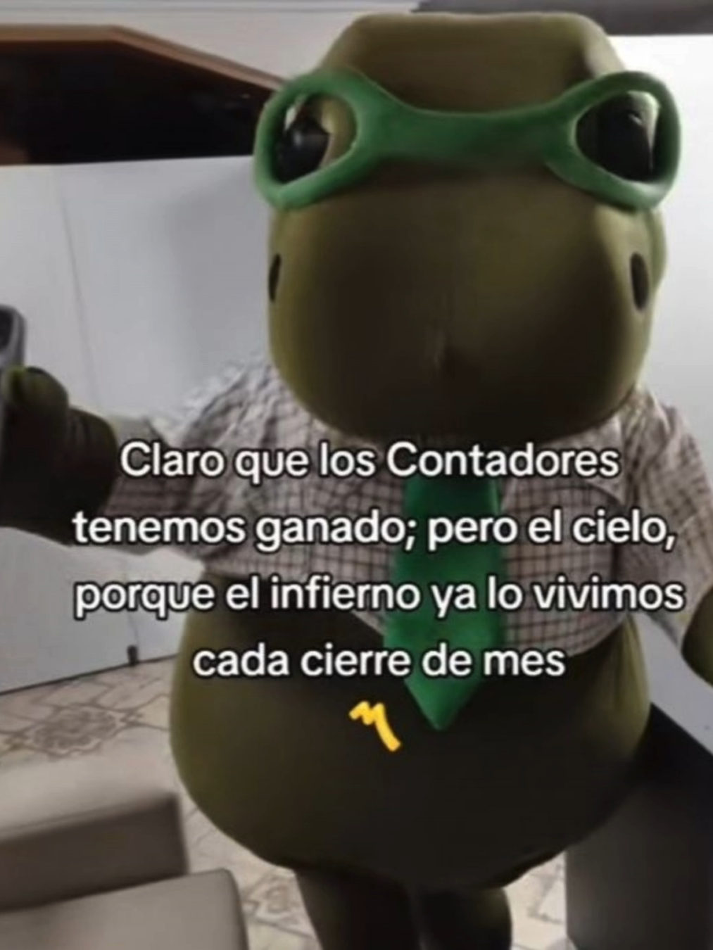 Pobre yegua vieja ahora esta muy triste ahora no hay un caballo que se acuerde de ella 🤣🤷‍♂️🤦‍♂️ cántale cántale 🎶🎶🎶🎶 Aún no la eh cantado  #parrandamonsefuana_grupo5 y de ganado no nos falta 😎👌