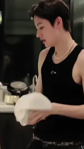 pesonanya kuat banget emang 😣#cortis #cortis_bighit #seonghyeoncortis #seonghyeon 