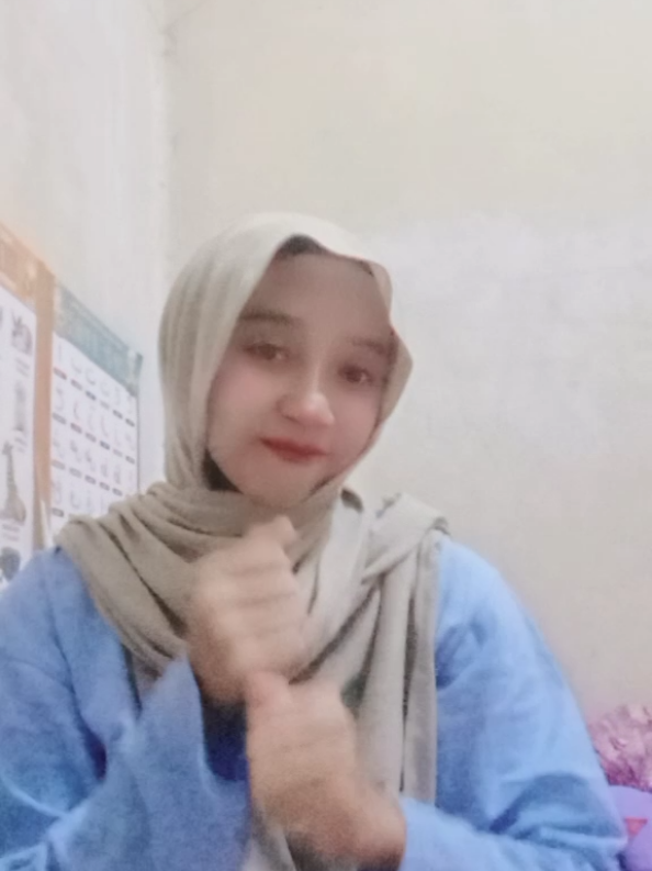 anak udah gedean dikit ibu nya udh bisa santai sedikit sambil bikin viti🤭😂 #masyaallahtabarakkallah #timurkebaratselatankeutara #2025 #fyp #foryoupage #momysatuanak🤗🤗 
