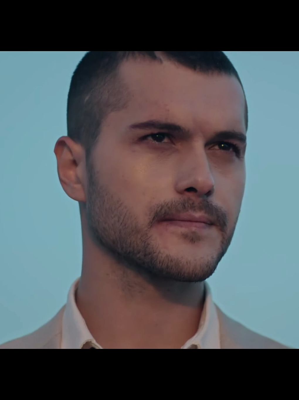 öyle...#akgüngökalptaşkın #sonyaz #alperenduymaz #keşfet #keşfetteyizzz 
