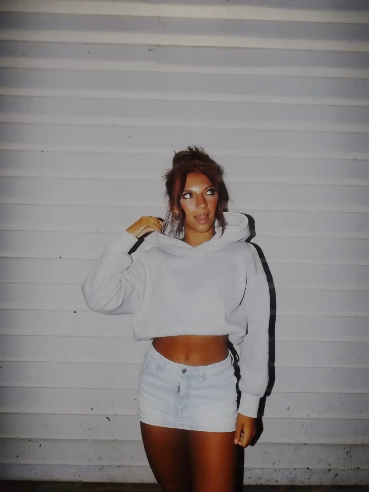 #repost #laci #foryou #photodump #brunette #hoodie #skirt 