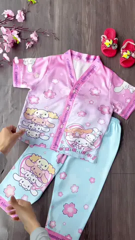 Bộ áo cộc quần dài pijama lụa cho bé #xh #mevabe #thoitrangchobe #bopijamachobo #bopijamalua 