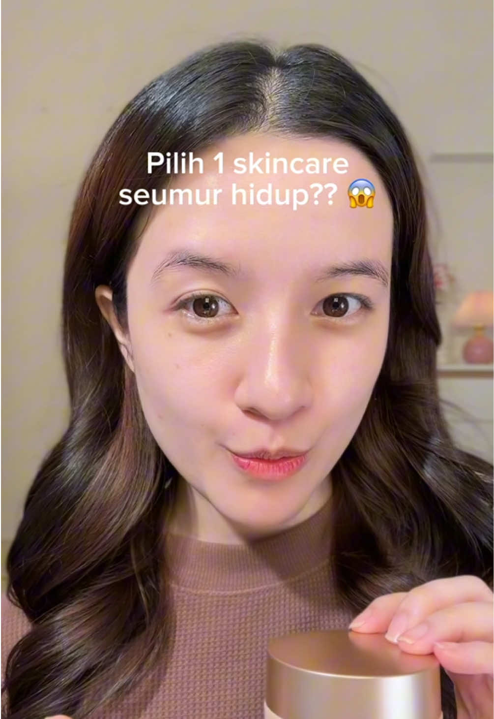 kalau cuman boleh pake satu produk skincare, aku  bakalan pilih ini sih! 😆🫶  #WardahSkincare #LiftingMoist #Wardah #WardahMoisturizer #AllStarLiveMarathon 