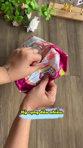 Dùng ưng nha các chị em. Mom nào đi sinh nhớ sắm nha#mecuabina #miengdanbobby #chuanbidisinh #tadansosinhbobby 