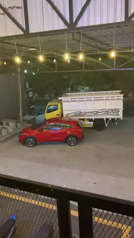 pilih merah apa putih,, nona😜🙌🏻