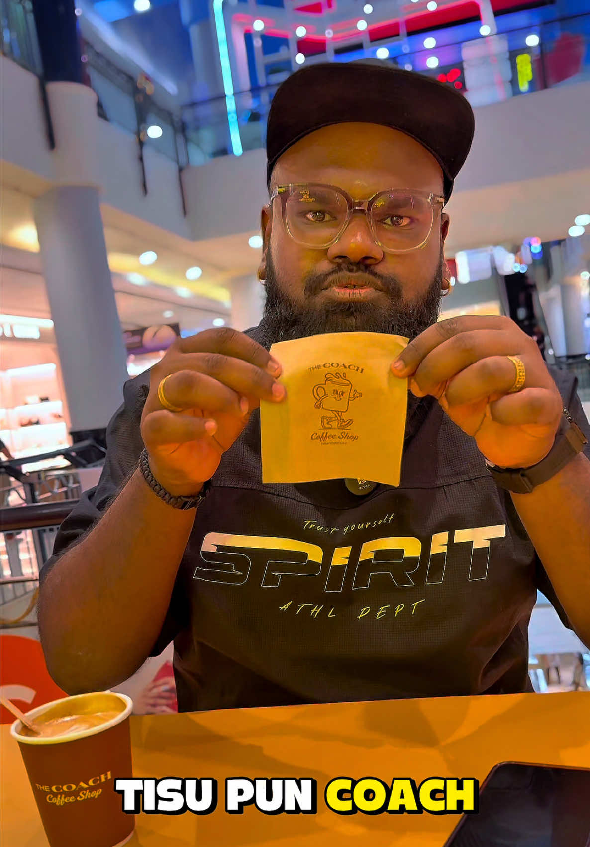 POV : Geng2 First Time Minum Kopi Harga Premium😆 #thiyagub #isteriangkat 