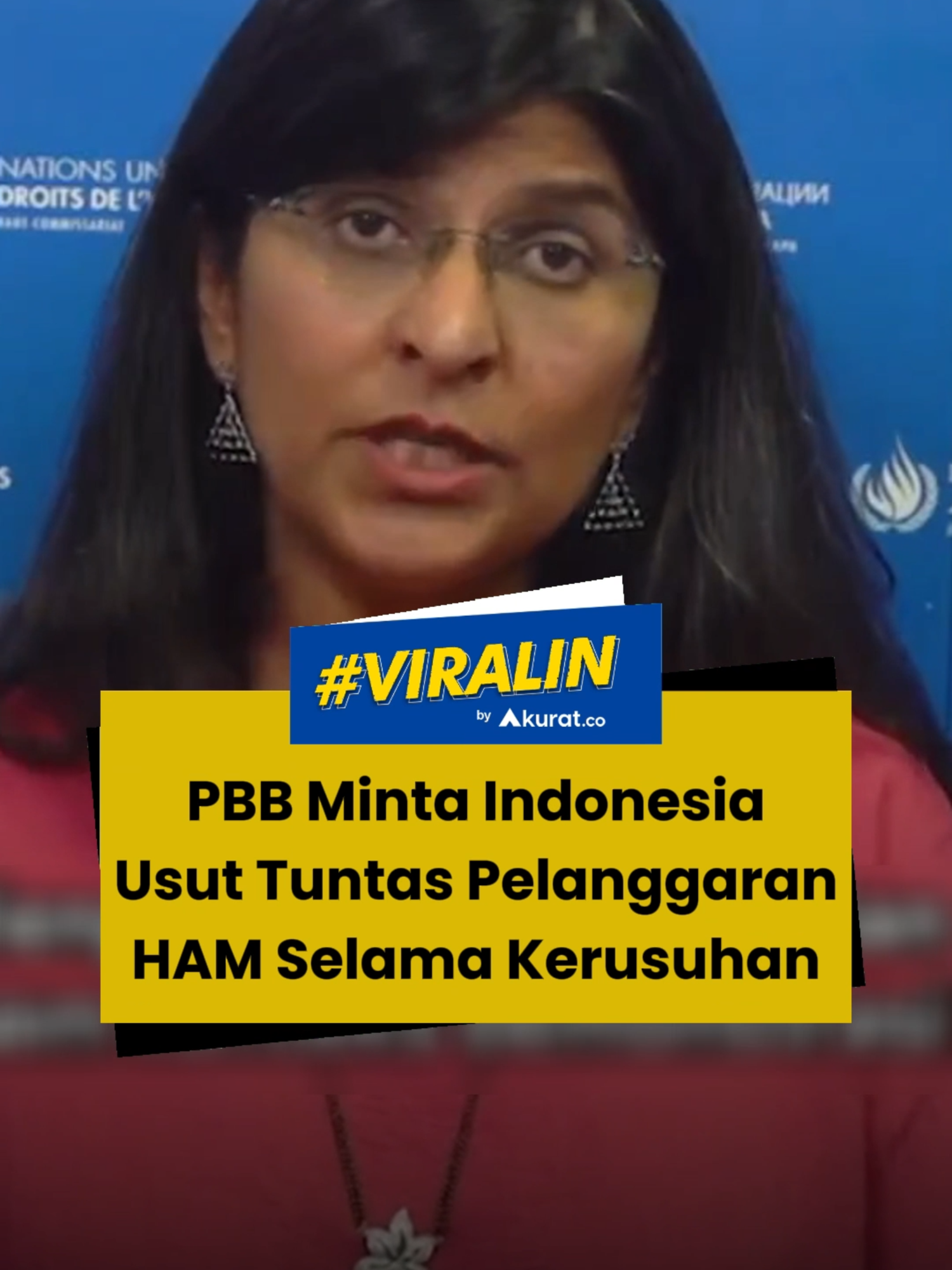 Kantor Komisaris Tinggi PBB untuk Hak Asasi Manusia (OHCHR) mendesak penyelidikan menyeluruh terkait penanganan aparat terhadap demonstrasi di Indonesia. Pernyataan ini disampaikan Juru Bicara OHCHR, Ravina Shamdasani, Senin (1/9/2025), menyusul demonstrasi yang terus meluas di Indonesia hingga berujung bentrok dan memakan korban jiwa.  Shamdasani menegaskan polisi dan TNI wajib menjunjung tinggi hak atas kebebasan berkumpul dan berekspresi sambil tetap menjaga ketertiban, serta menangani massa sesuai dengan norma internasional. Tak hanya itu, PBB juga mendesak penyelidikan secara menyeluruh terkait dugaan pelanggaran HAM selama kerusuhan berlangsung. 🎥: Dok. PBB. #viral #pbb #unitednation #ham #demo #korban #akuratco