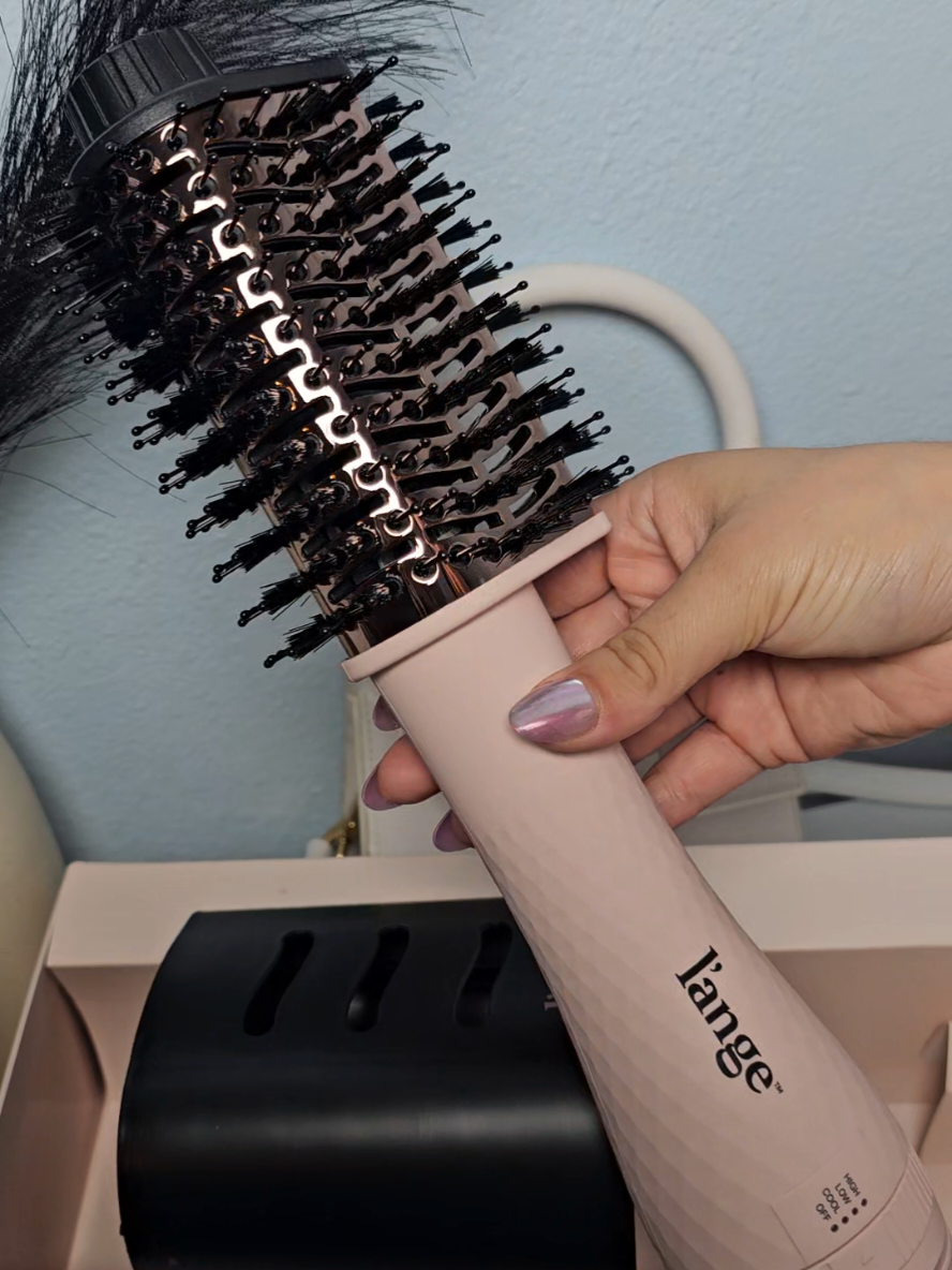 I love it😍 #tiktokshoplabordaysale #tiktokshopcreatorpicks #newarrivalssurge #blowdryer #lange 